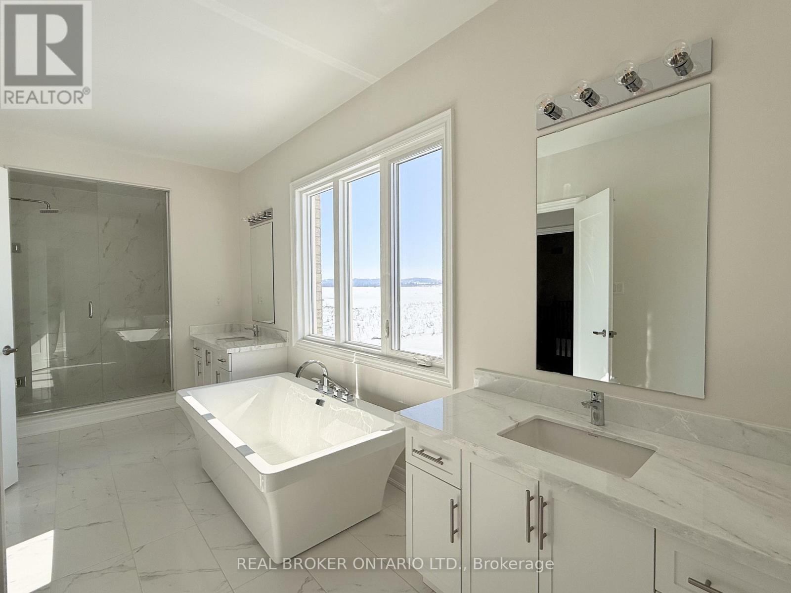 33 Cecil Saunders Drive, Georgina, Ontario  L4P 0T3 - Photo 30 - N12857036