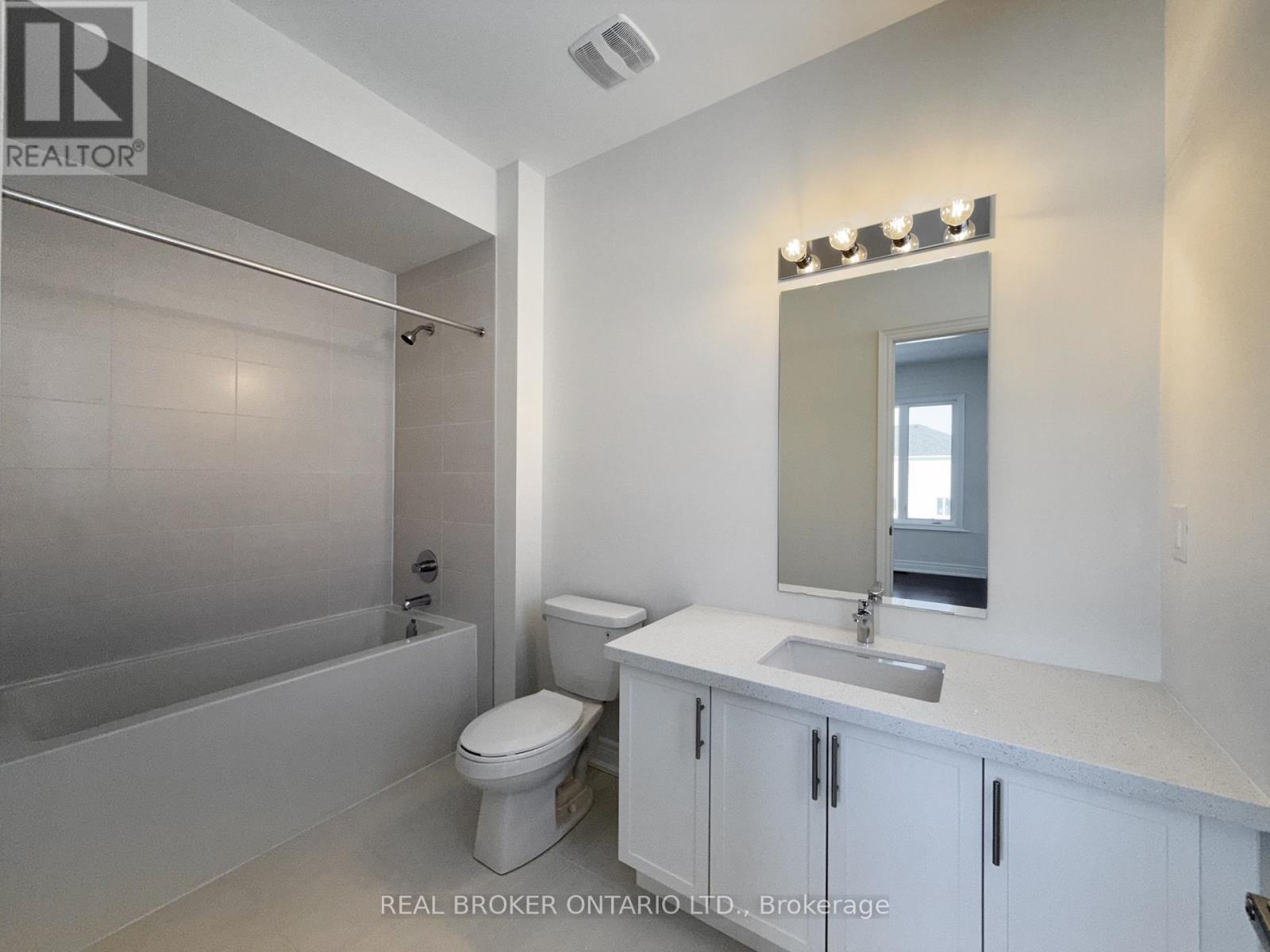 33 Cecil Saunders Drive, Georgina, Ontario  L4P 0T3 - Photo 33 - N12857036