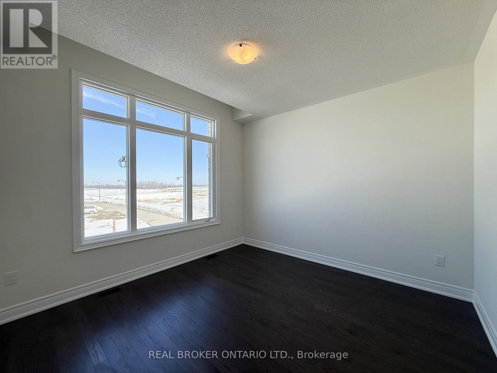 33 Cecil Saunders Drive, Georgina, Ontario  L4P 0T3 - Photo 34 - N12857036