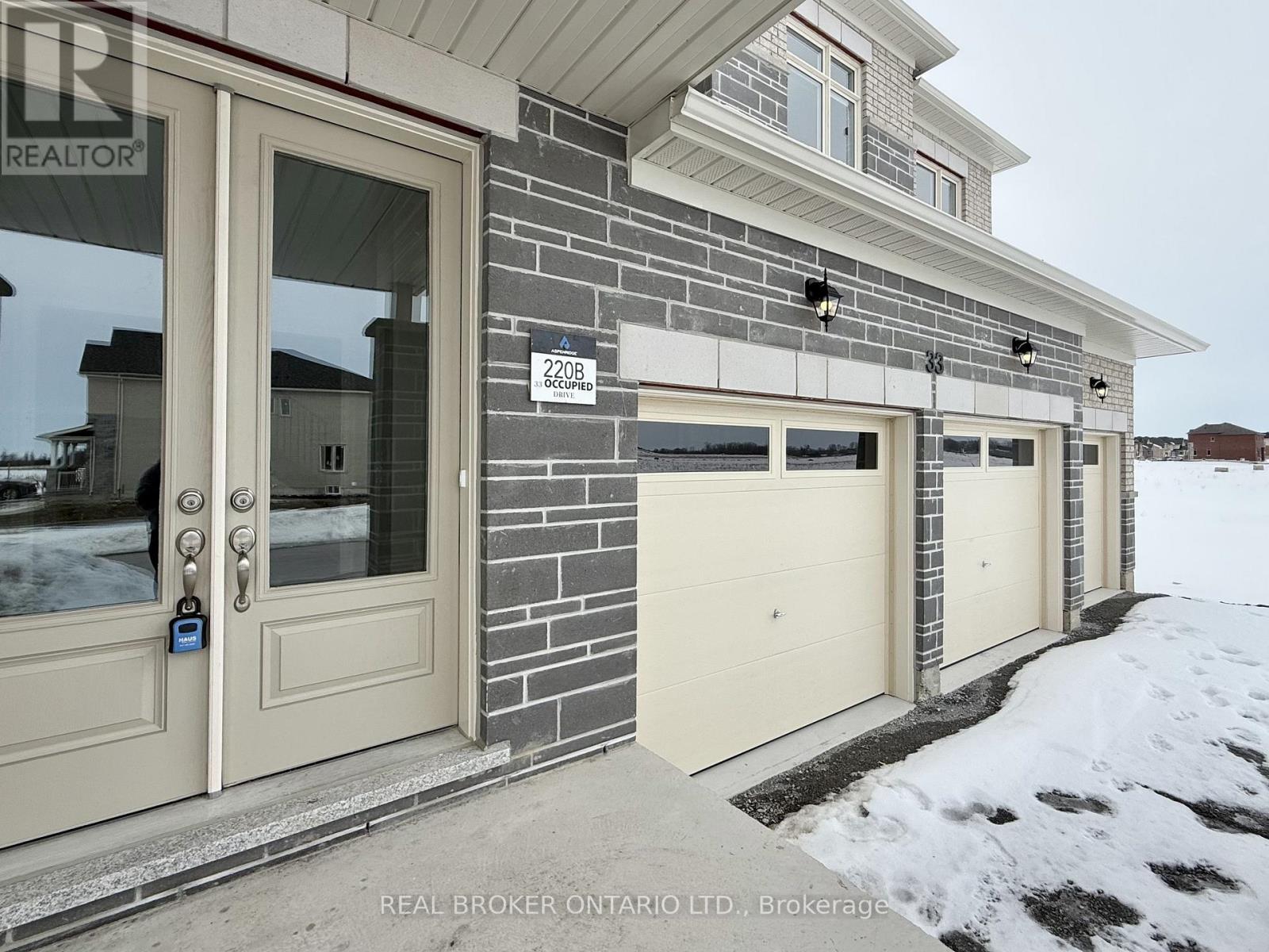 33 Cecil Saunders Drive, Georgina, Ontario  L4P 0T3 - Photo 6 - N12857036