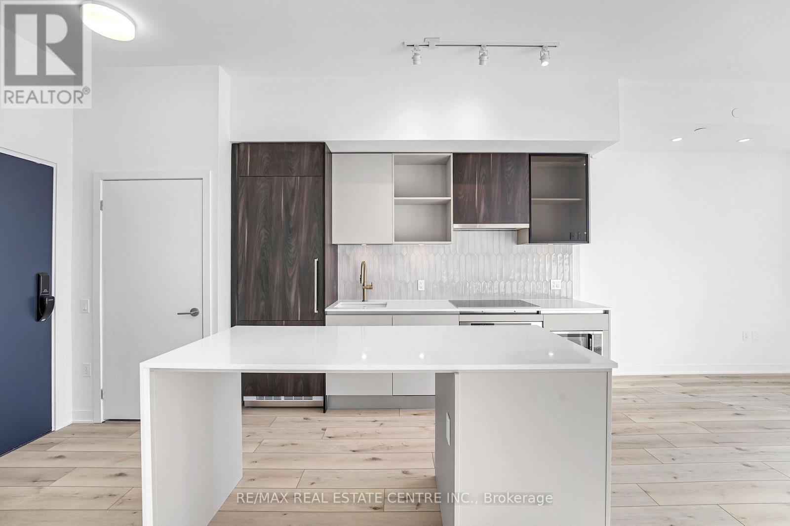 Lph23 - 395 Dundas Street W, Oakville, Ontario  L6M 5R8 - Photo 6 - W12857154