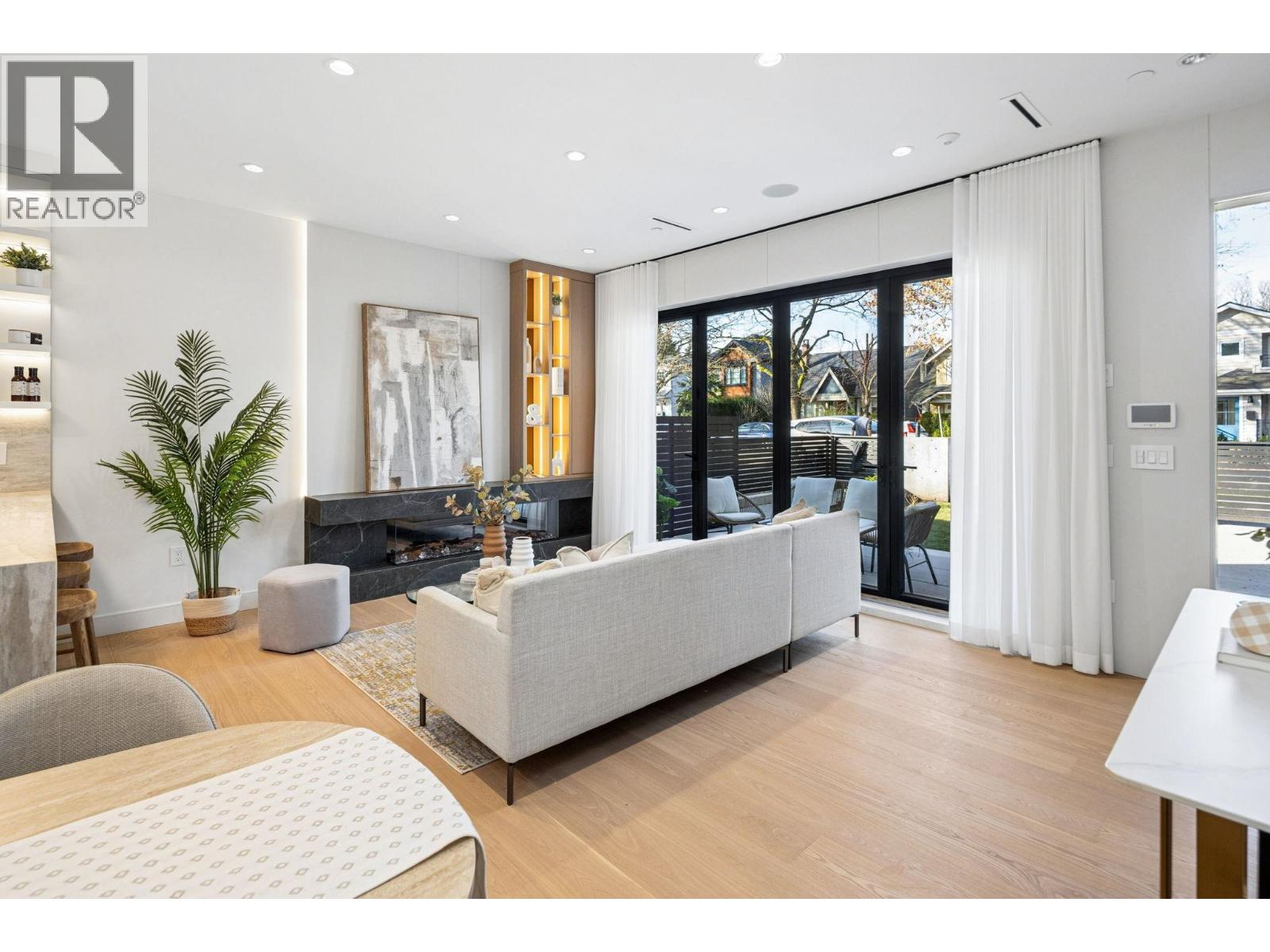 1 3036 W 13th Avenue, Vancouver, British Columbia  V6K 2V2 - Photo 10 - R3096362