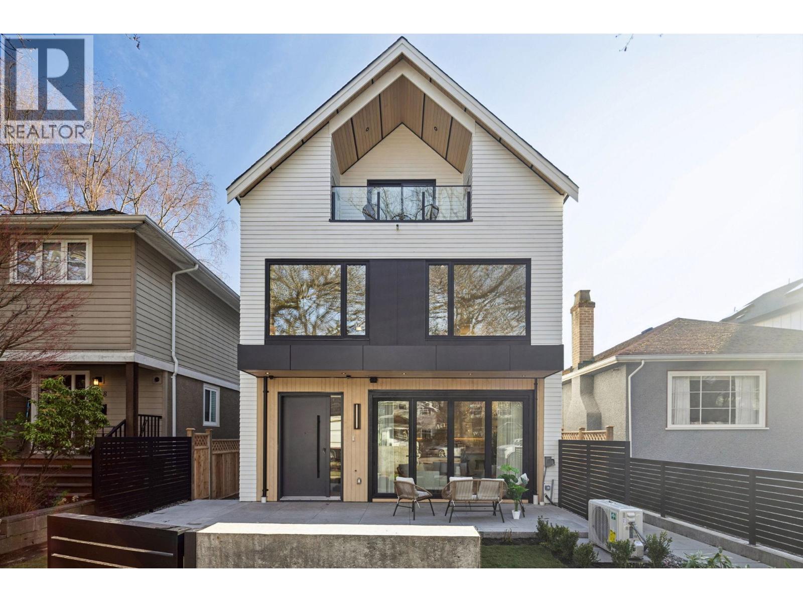 1 3036 W 13th Avenue, Vancouver, British Columbia  V6K 2V2 - Photo 2 - R3096362