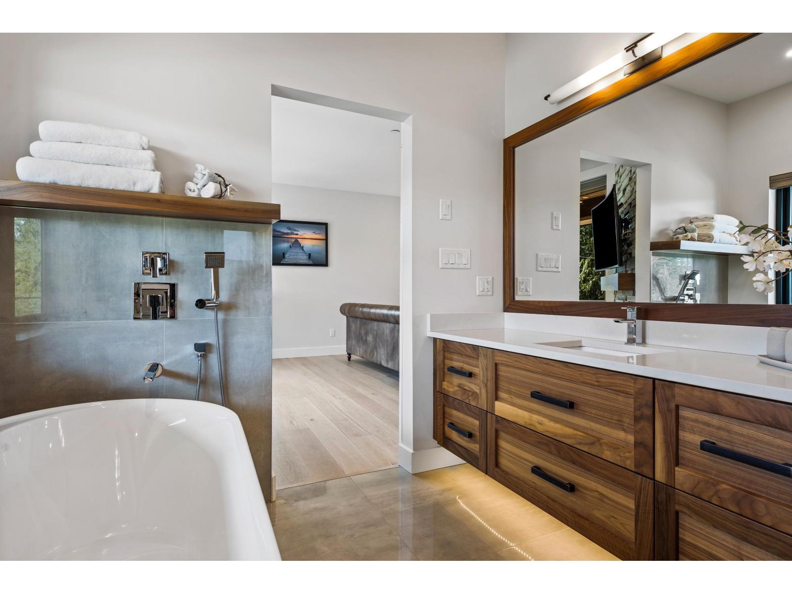 309 Munroe Avenue, Cultus Lake North, Cultus Lake, British Columbia  V2R 5A2 - Photo 24 - R3096584