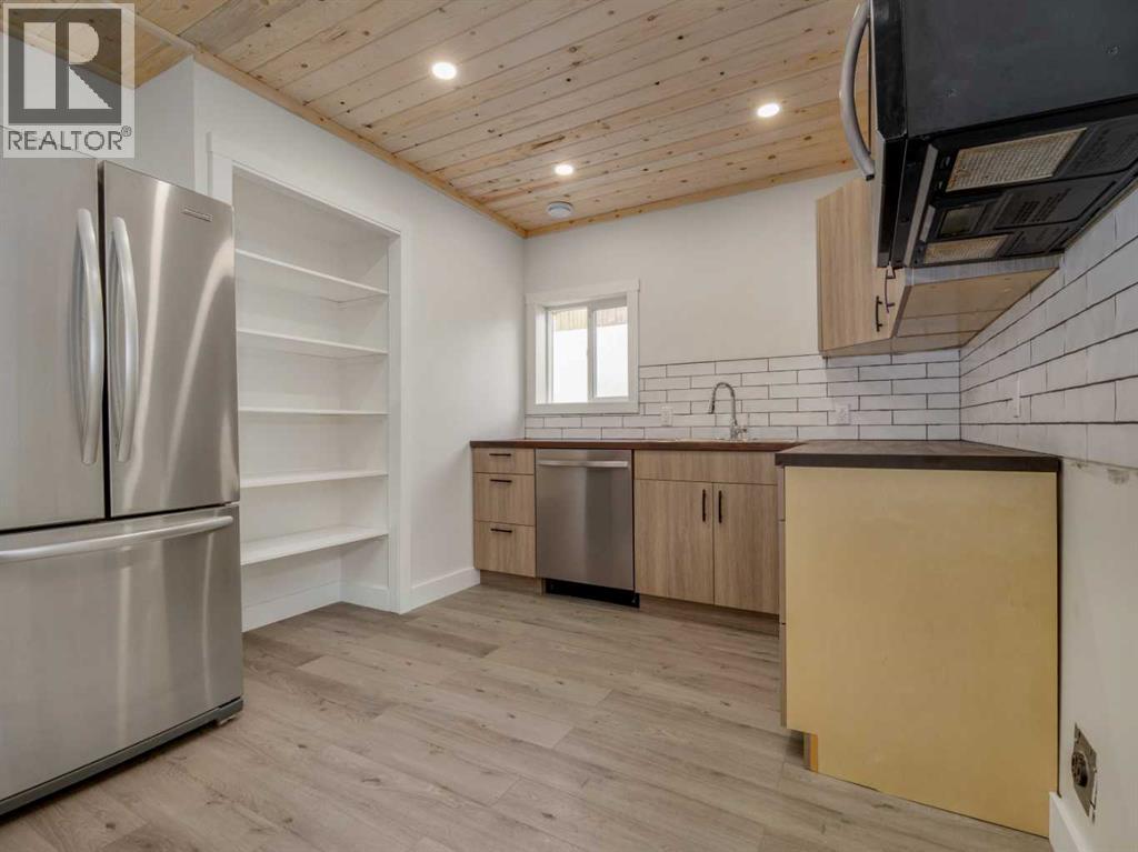 818 Mountain Street, Pincher Creek, Alberta  T0K 1W0 - Photo 22 - A2286562