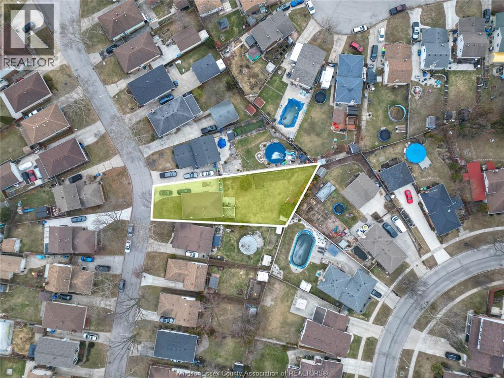 9606 Avery Lane, Windsor, Ontario  N8R 2A2 - Photo 33 - 26004786