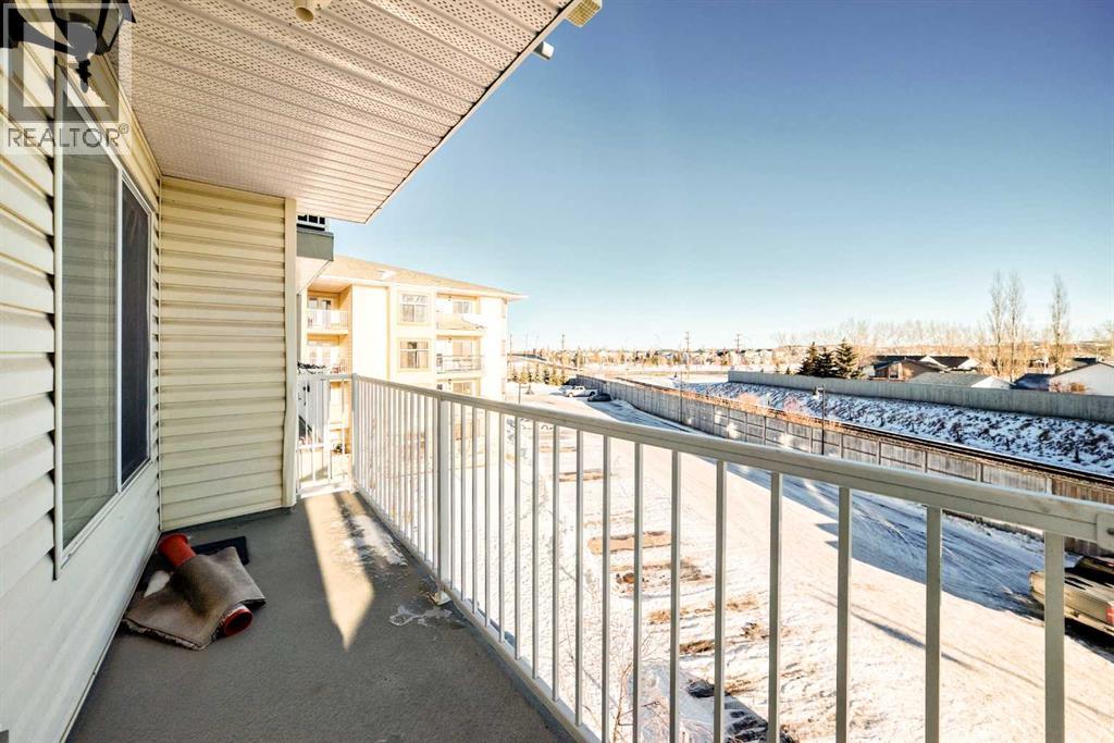 2315, 700 Willowbrook Road Nw, Airdrie, Alberta  T2B 2B7 - Photo 17 - A2269609