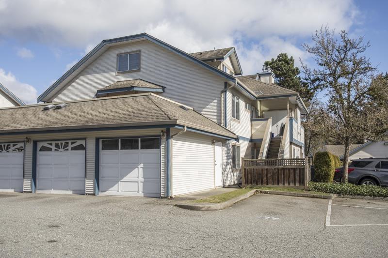 213 7837 120A STREET, Surrey, British Columbia