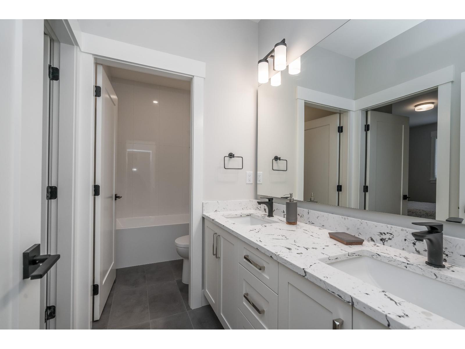 20488 46a Avenue, Langley, British Columbia  V3A 3J8 - Photo 25 - R3097072