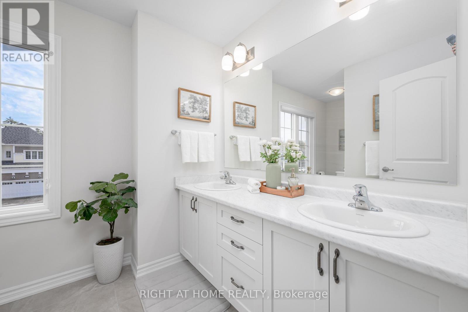 300 - 300 Mceachern Lane, Gravenhurst, Ontario  P1P 0H8 - Photo 30 - X12857130