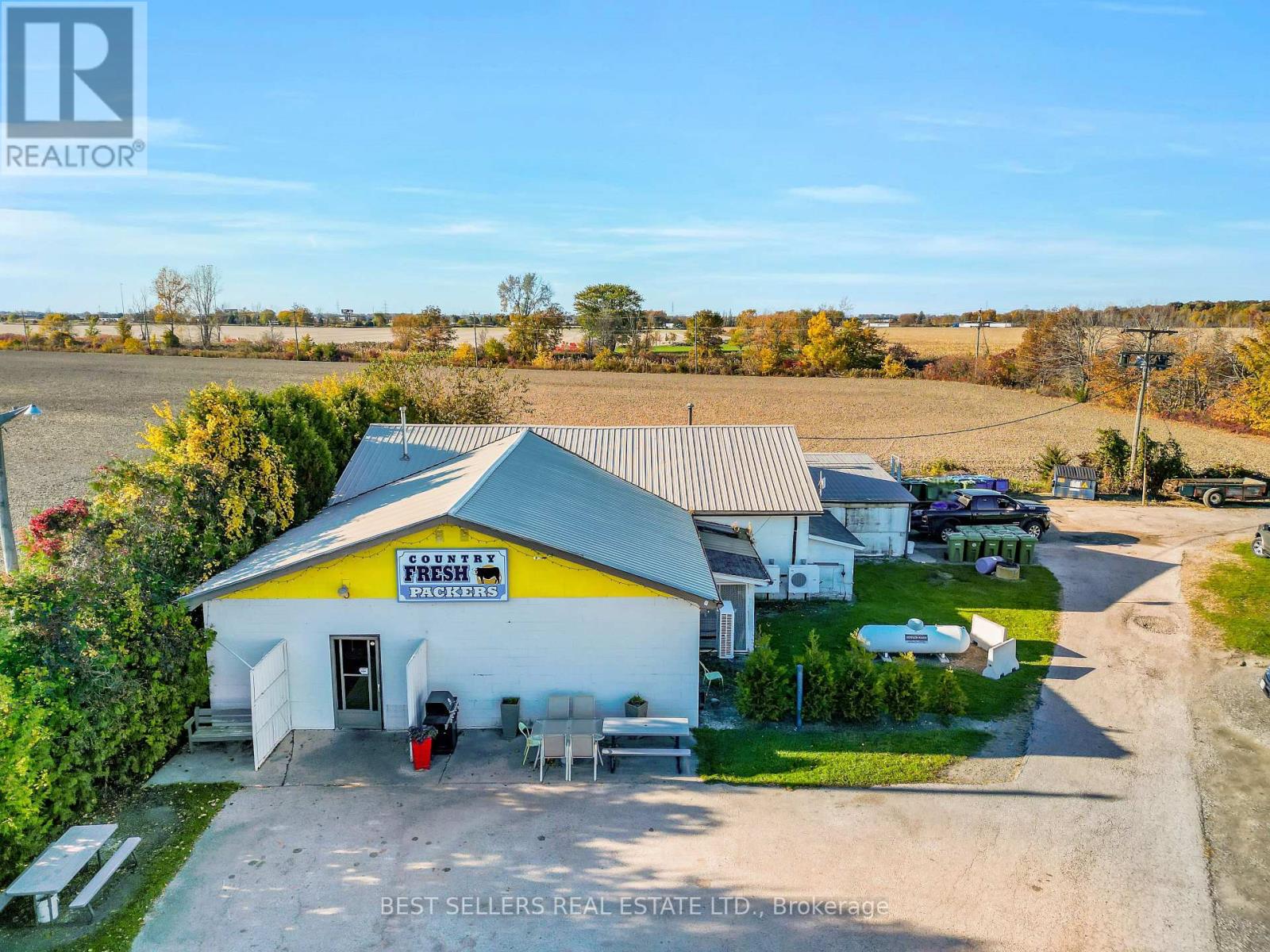 4049 Bonneau Line, Chatham-Kent, Ontario  N0P 2L0 - Photo 4 - X12857132