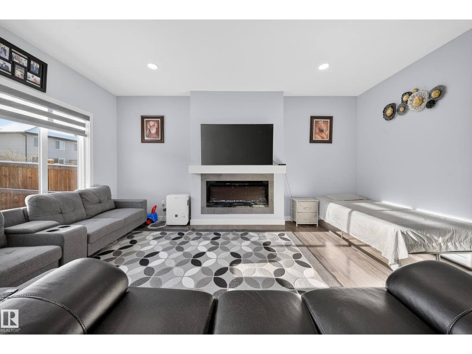 2084 Graydon Hill Cr Sw Cr Sw, Edmonton, Alberta  T6W 4C7 - Photo 18 - E4476391