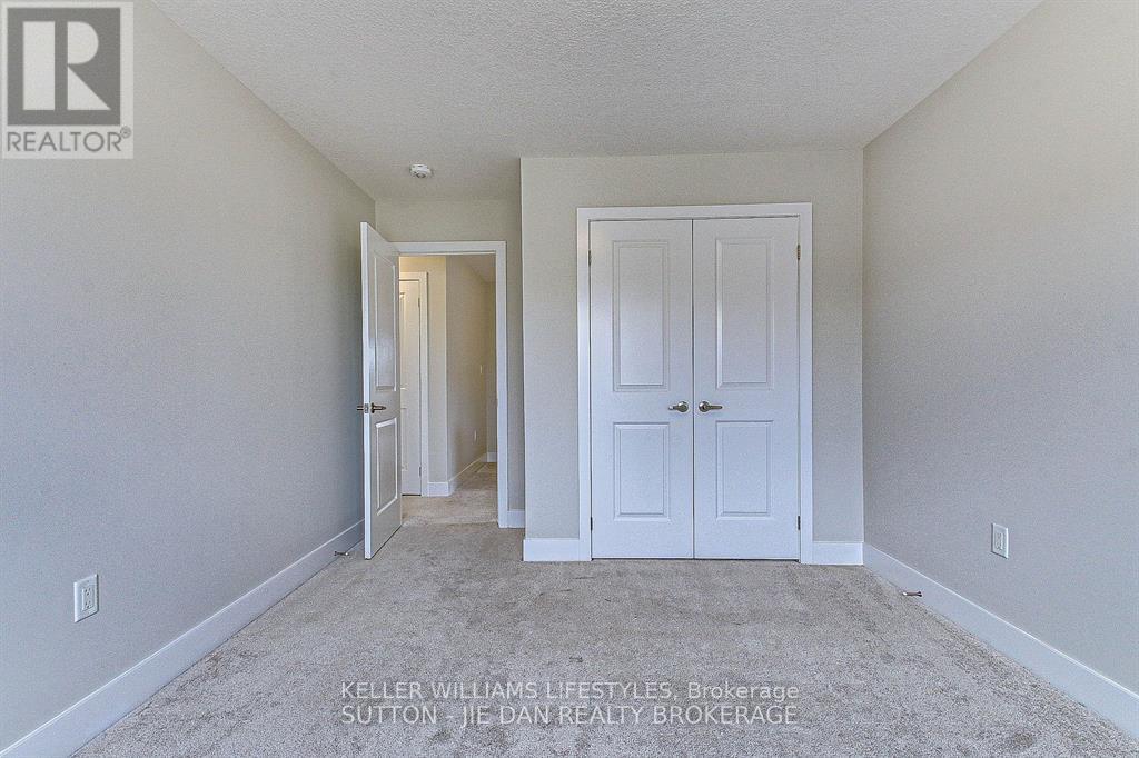 350 Edge Valley Road, London East, Ontario  N5V 5J3 - Photo 12 - X12857234