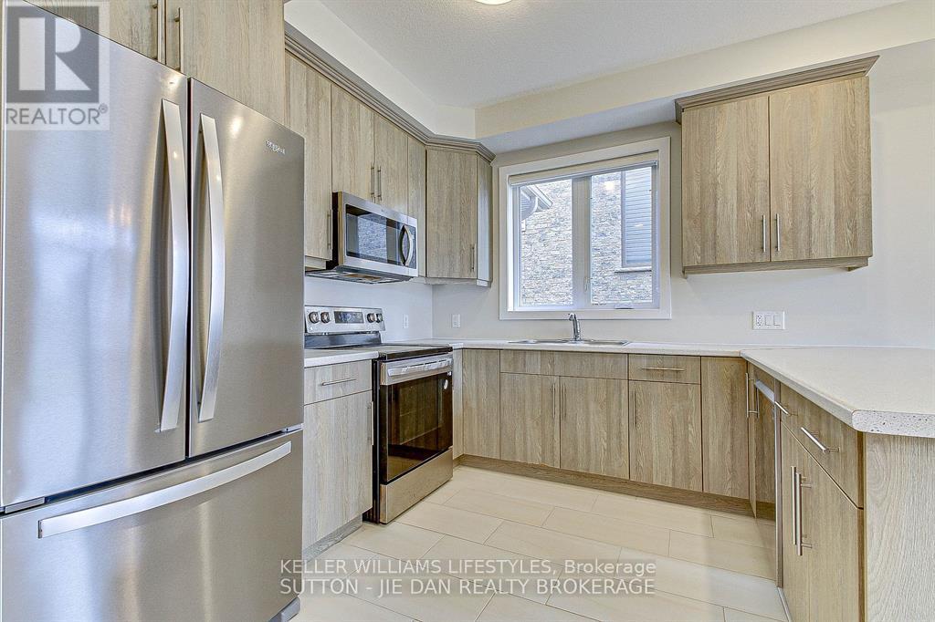 350 Edge Valley Road, London East, Ontario  N5V 5J3 - Photo 5 - X12857234