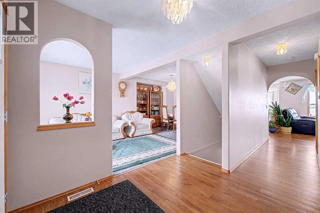 433 Coral Springs Place Ne, Calgary, Alberta  T3J 3R1 - Photo 3 - A2289158