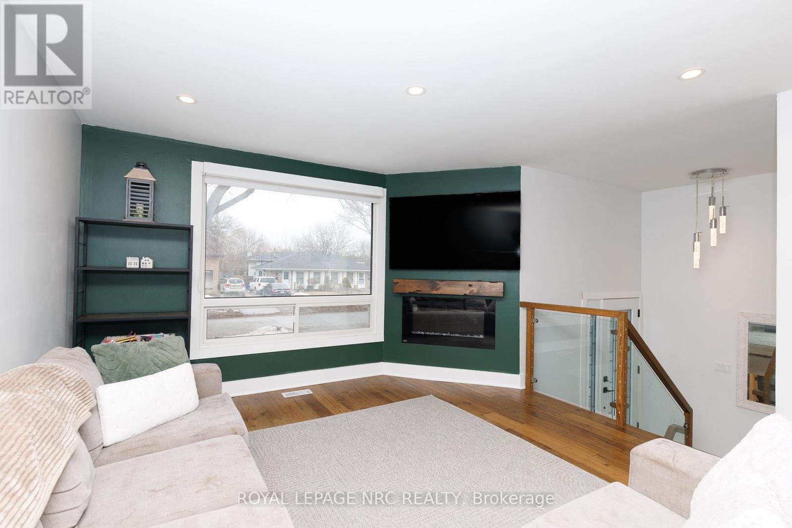 7000 Briarwood Avenue, Niagara Falls, Ontario  L2E 6Y1 - Photo 4 - X12857212