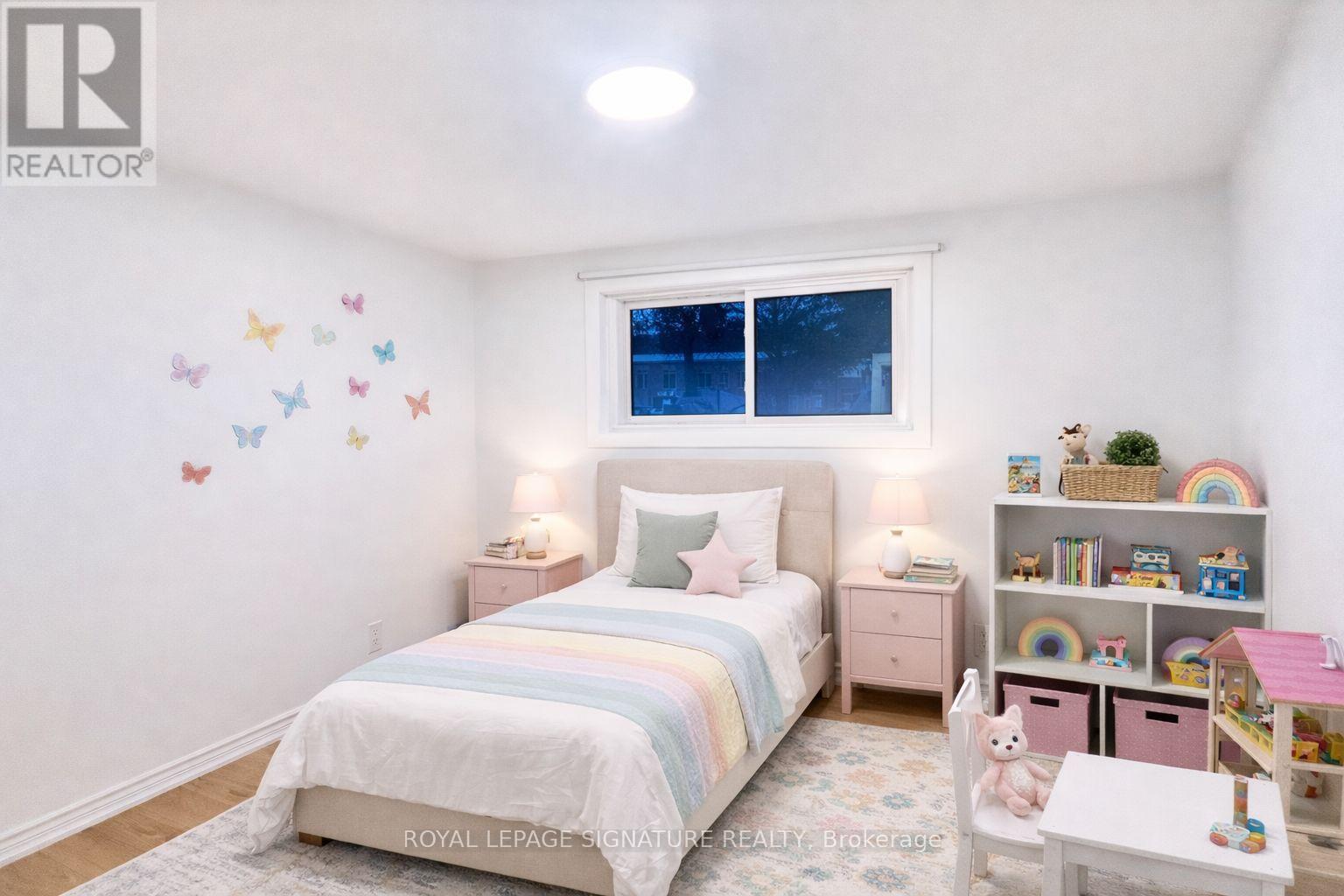 14 Glentworth Road, Toronto, Ontario  M2J 2E6 - Photo 10 - C12857054