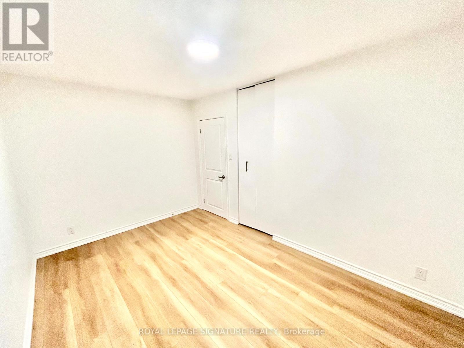 14 Glentworth Road, Toronto, Ontario  M2J 2E6 - Photo 9 - C12857054