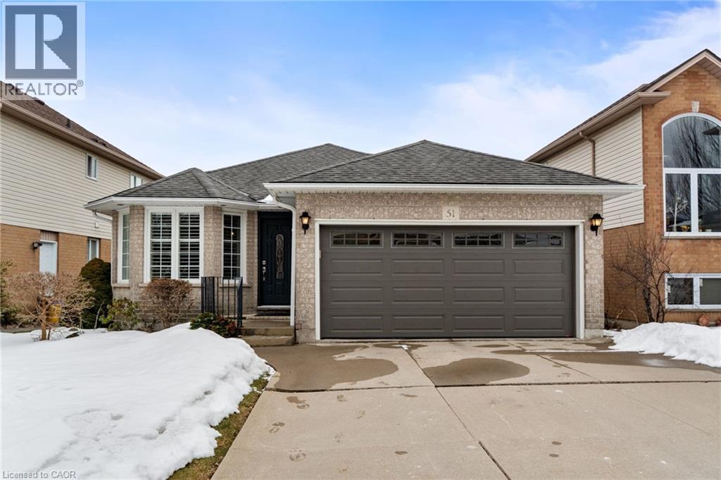 51 Redtail Crescent, Hamilton, Ontario  L9B 2R5 - Photo 2 - 40809792