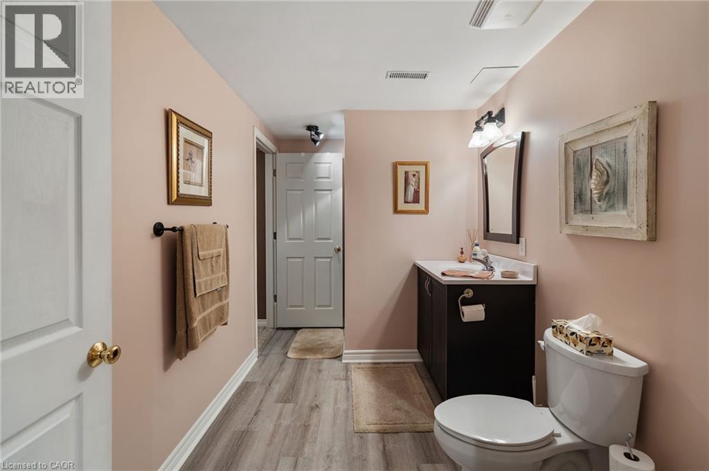 51 Redtail Crescent, Hamilton, Ontario  L9B 2R5 - Photo 32 - 40809792