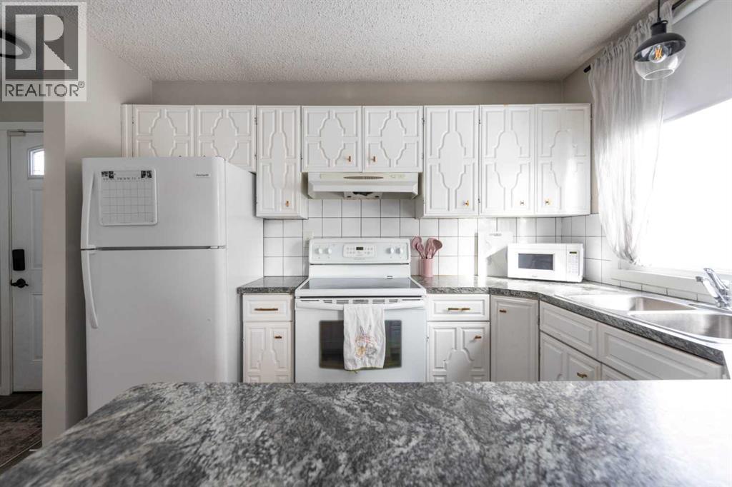 3004 48 Avenue, Lloydminster, Saskatchewan  S9V 0C5 - Photo 11 - A2291004