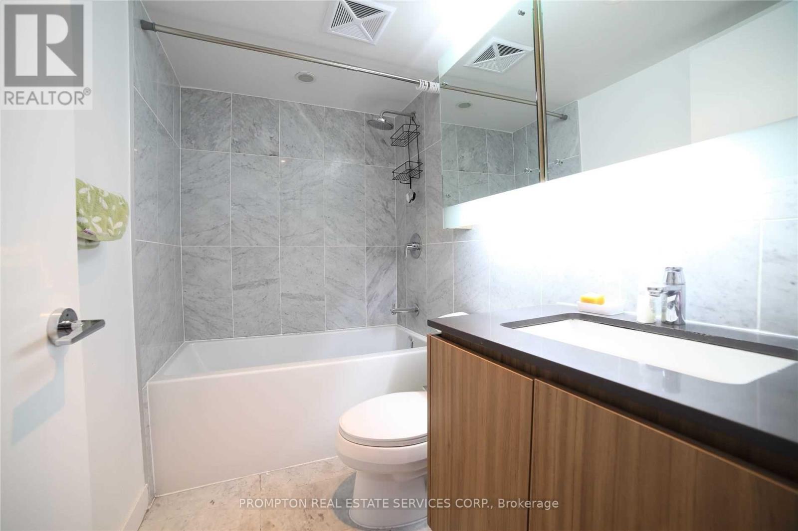 612 - 70 Queens Wharf Road, Toronto, Ontario  M5V 0J2 - Photo 10 - C12857202