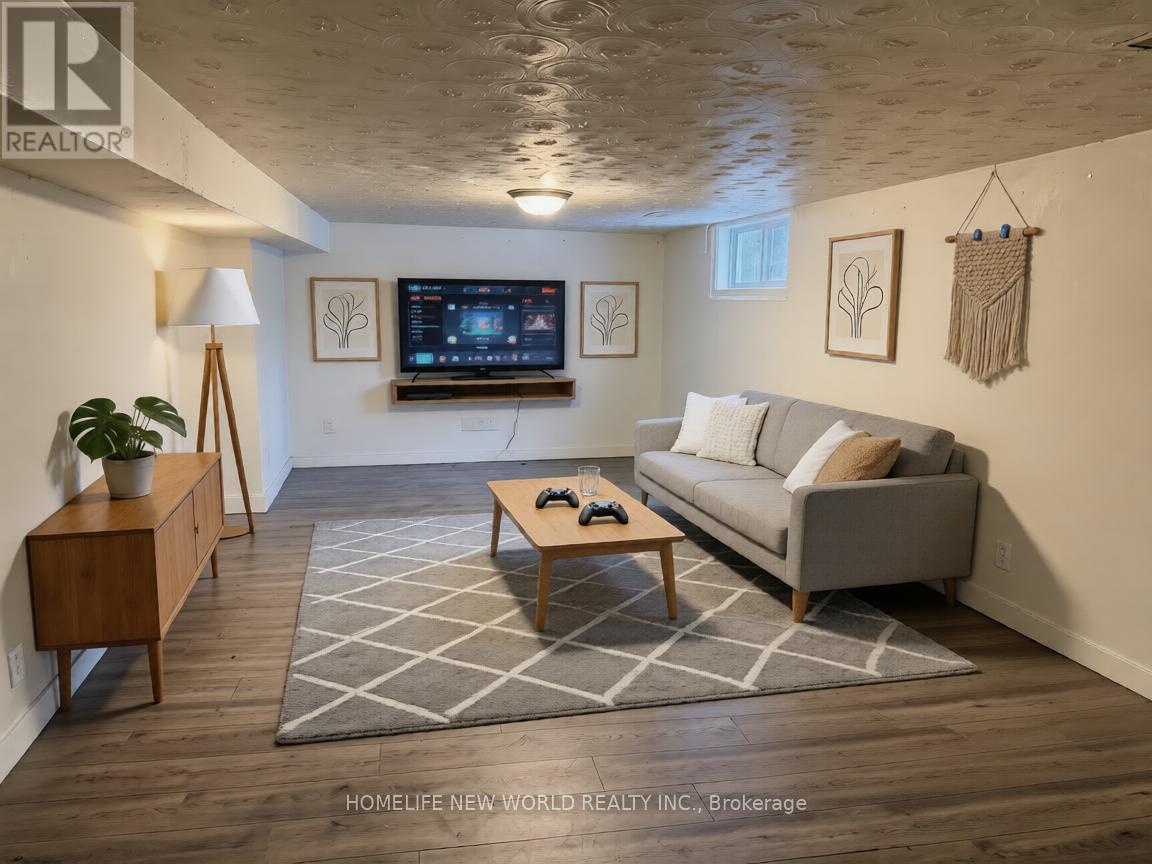 43 Fairglen Avenue, Toronto, Ontario  M1T 1G8 - Photo 9 - E12857162