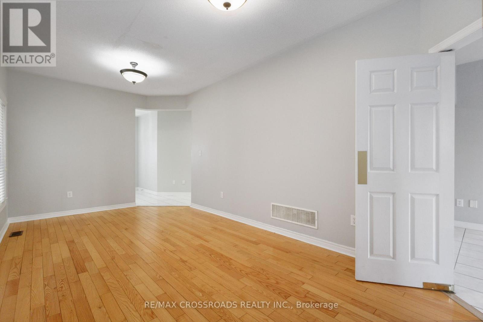 14 Ann Louise Crescent, Markham, Ontario  L3S 0A8 - Photo 11 - N12857184