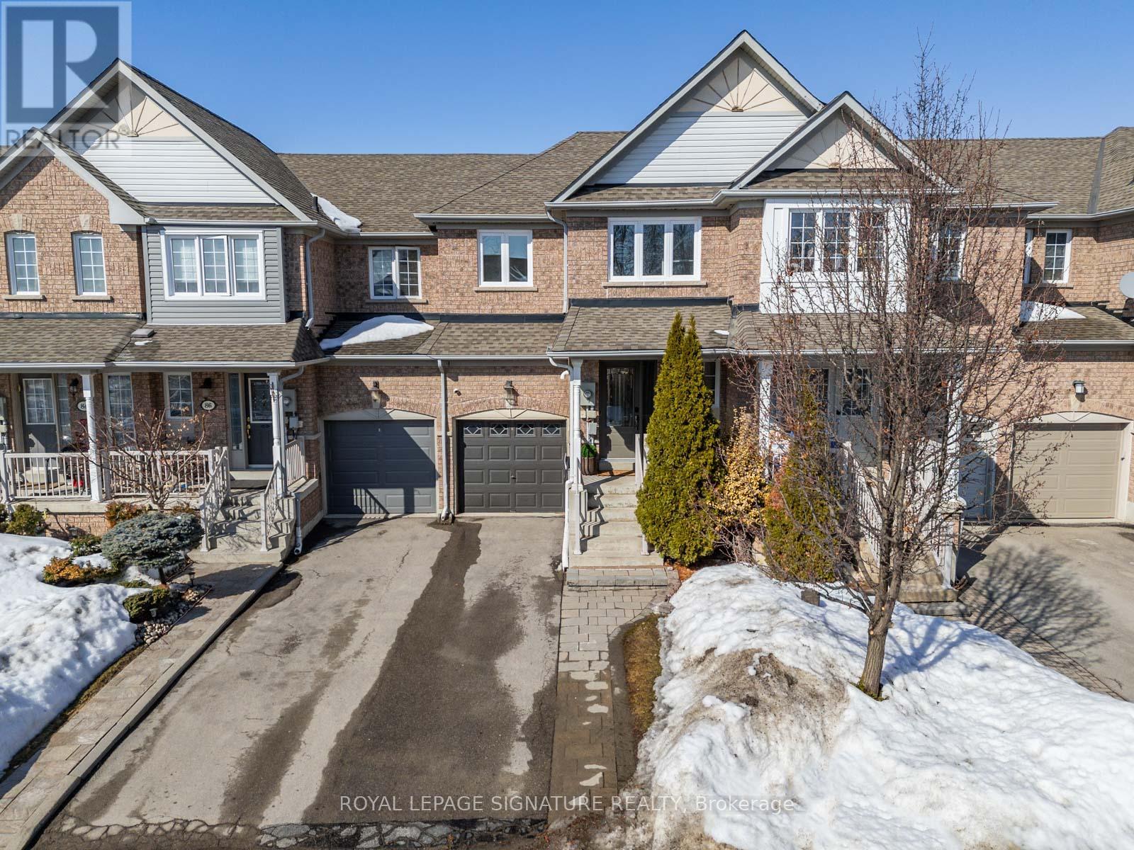 88 BURGESS CRESCENT, Newmarket, Ontario