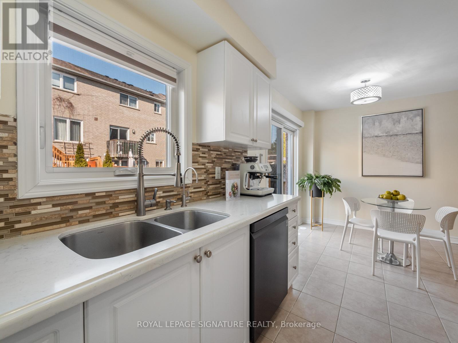 88 Burgess Crescent, Newmarket, Ontario  L3X 2T8 - Photo 21 - N12857188