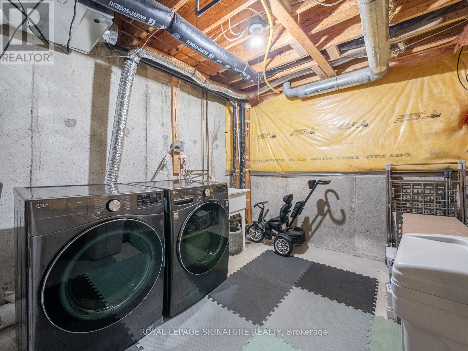 88 Burgess Crescent, Newmarket, Ontario  L3X 2T8 - Photo 42 - N12857188