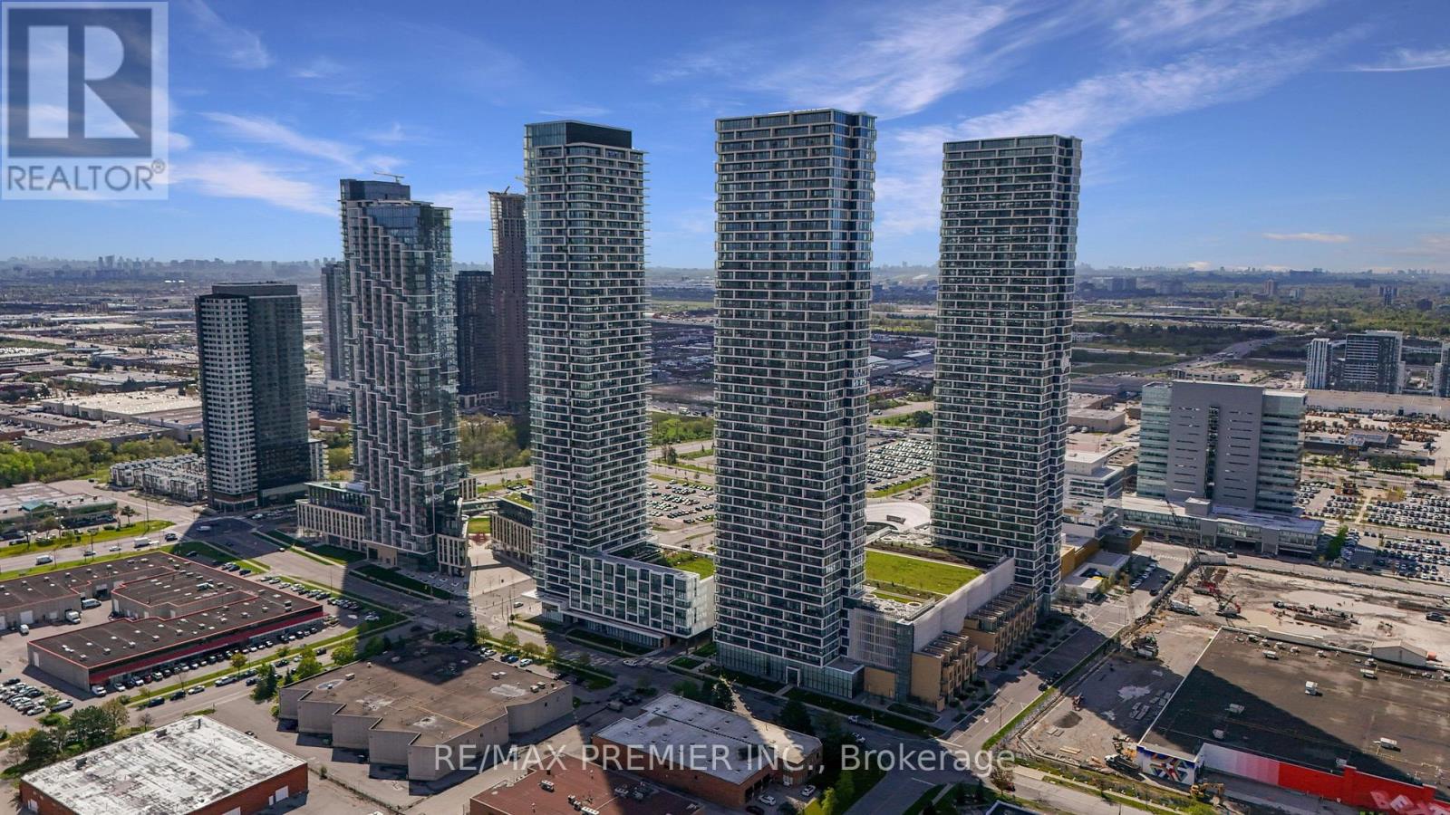 5206 - 898 PORTAGE PARKWAY, Vaughan, Ontario