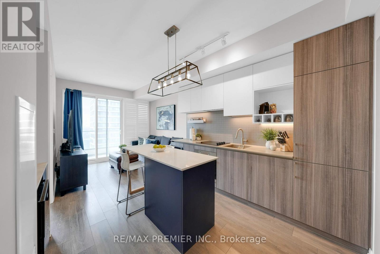 5206 - 898 Portage Parkway, Vaughan, Ontario  L4K 0J6 - Photo 12 - N12857196