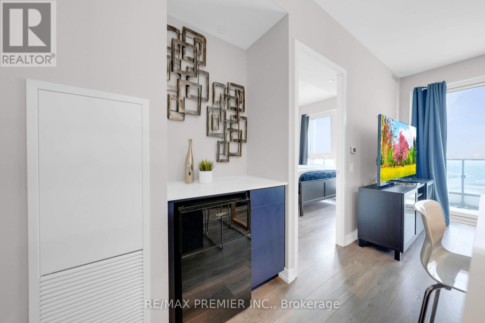 5206 - 898 Portage Parkway, Vaughan, Ontario  L4K 0J6 - Photo 18 - N12857196