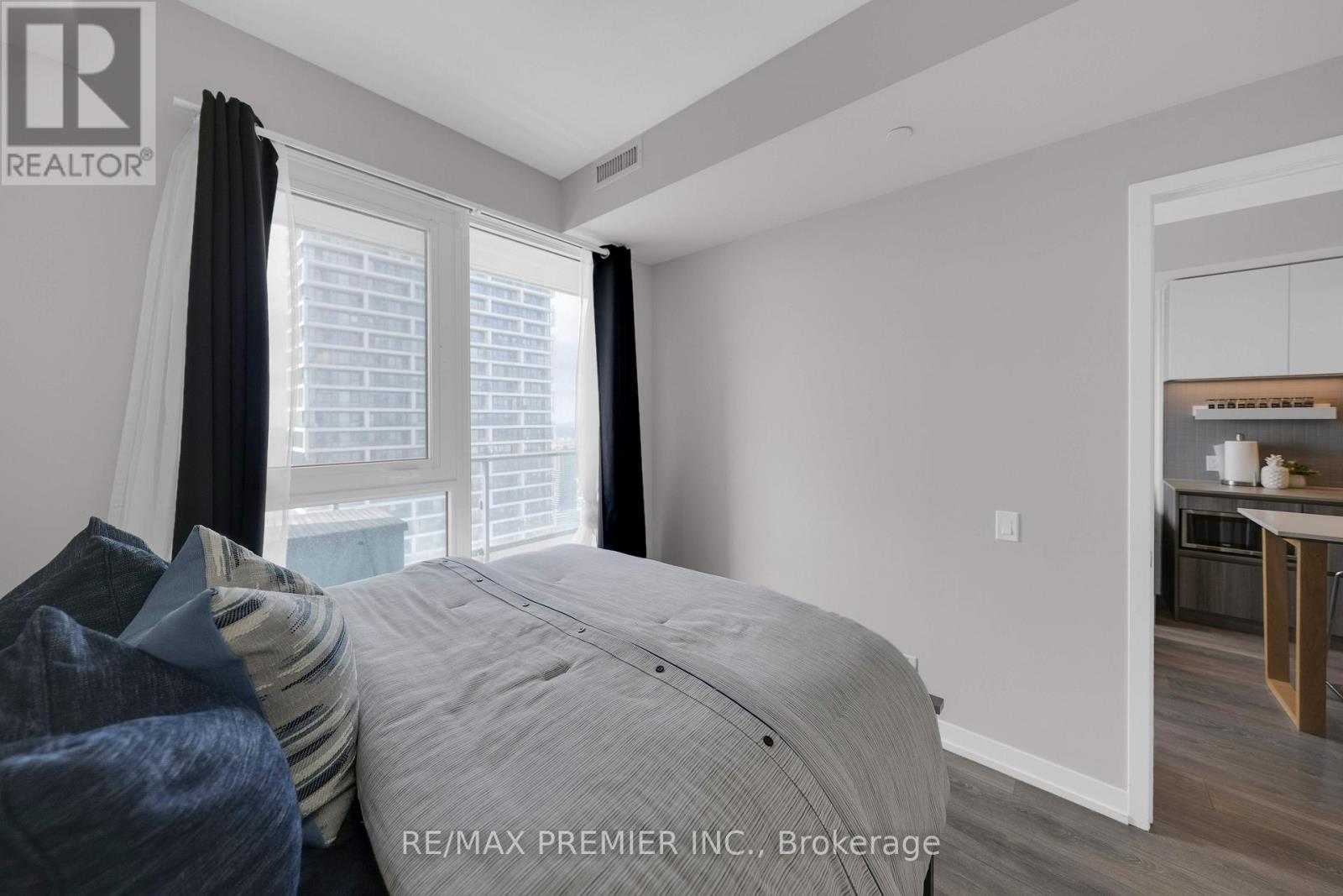 5206 - 898 Portage Parkway, Vaughan, Ontario  L4K 0J6 - Photo 26 - N12857196