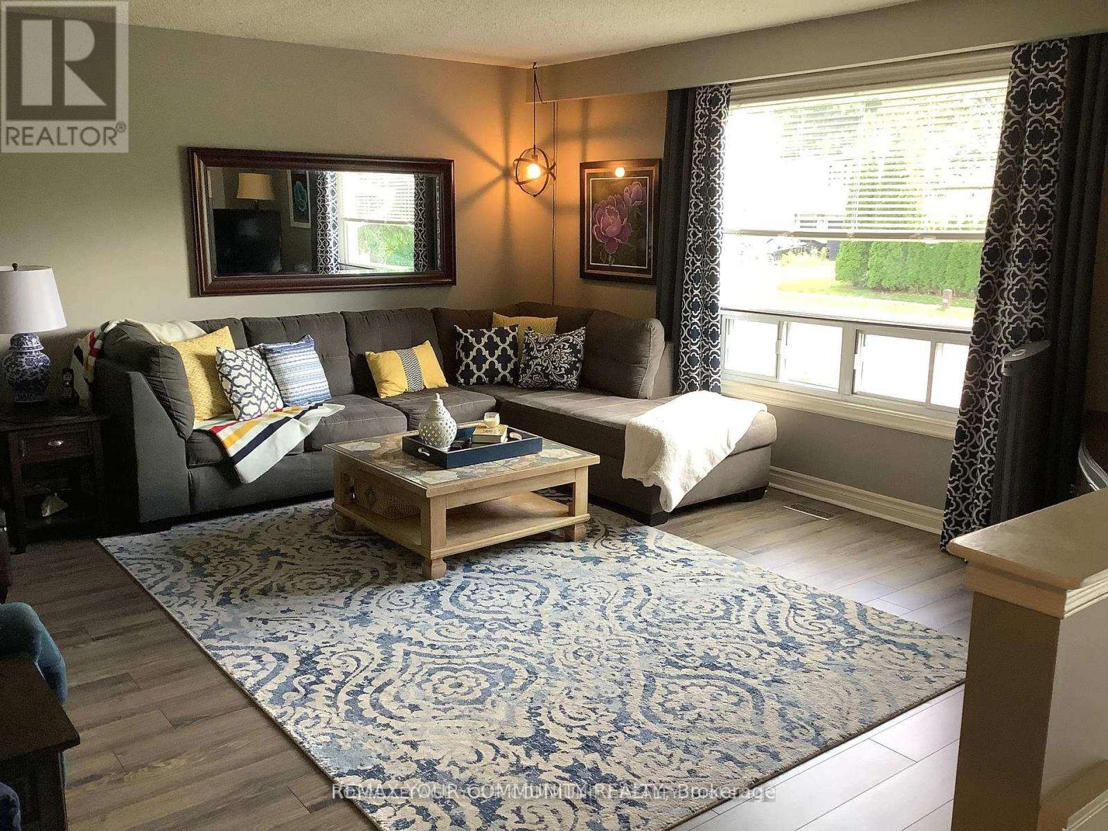 28 Indian Arrow Road, Barrie, Ontario  L4M 5H3 - Photo 5 - S12857174