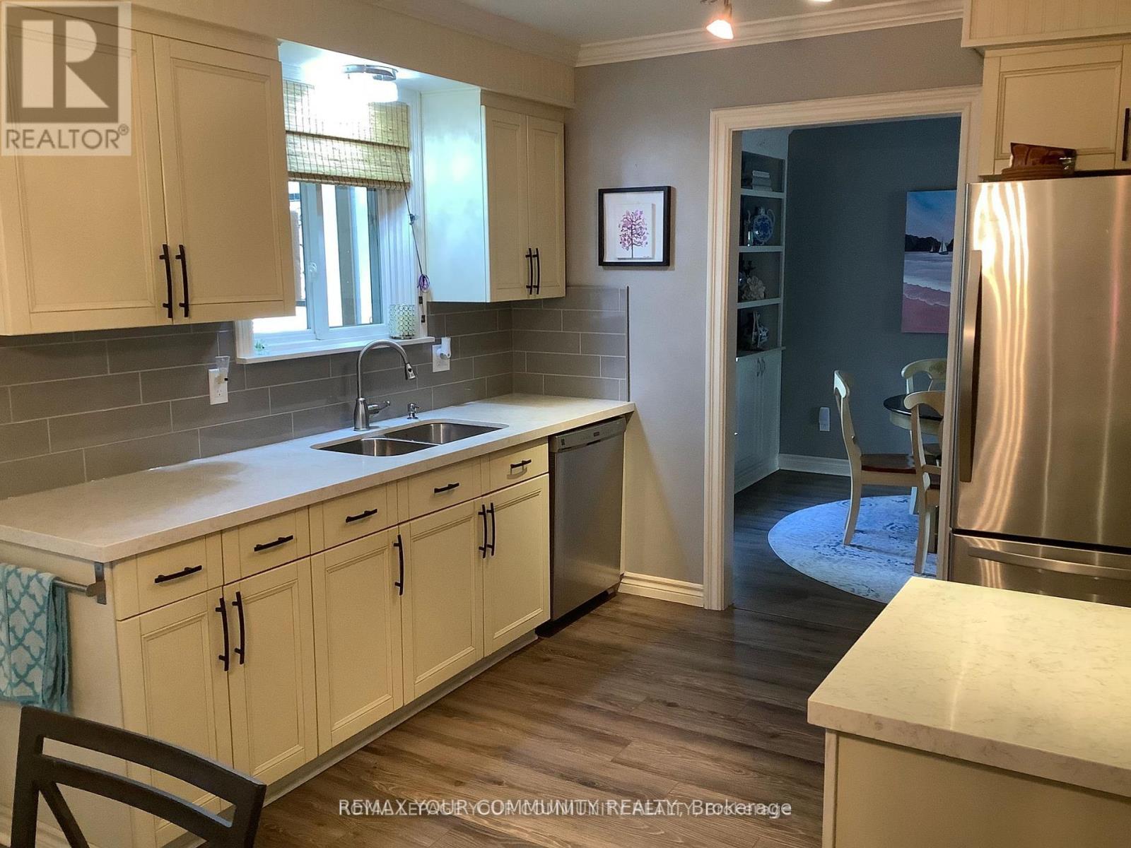 28 Indian Arrow Road, Barrie, Ontario  L4M 5H3 - Photo 9 - S12857174