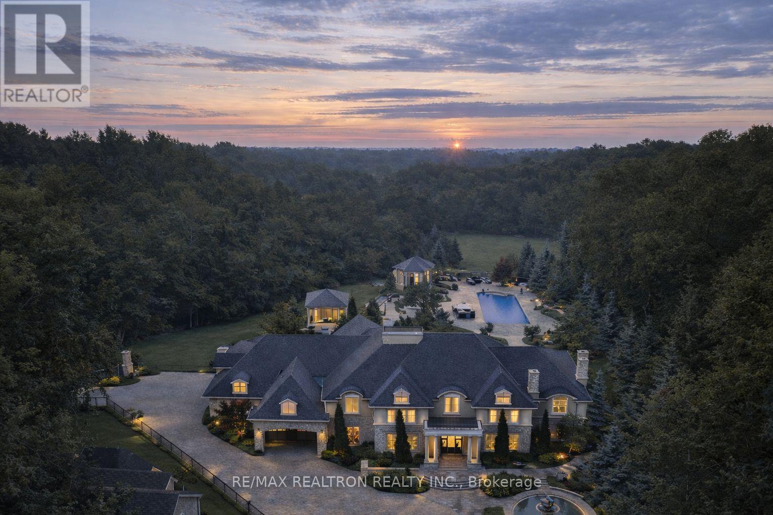 30 NIGHTFALL COURT, Vaughan, Ontario