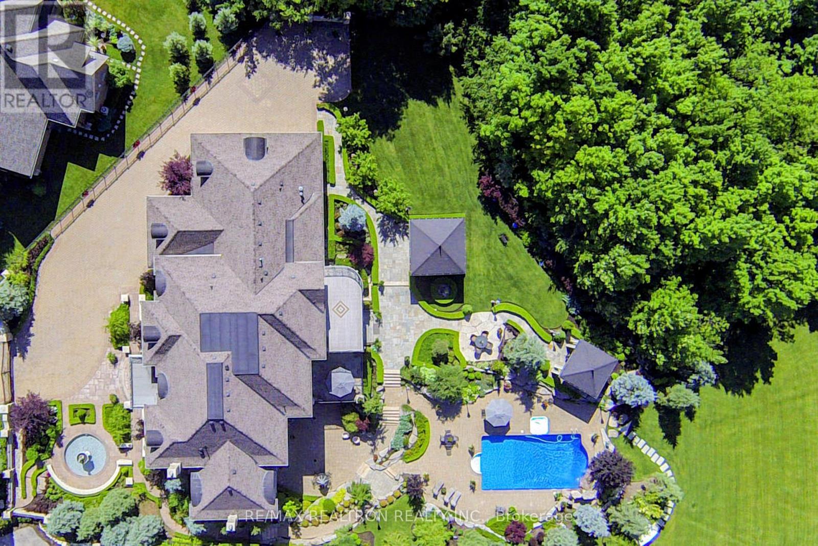 30 Nightfall Court, Vaughan, Ontario  L0J 1C0 - Photo 4 - N12769556