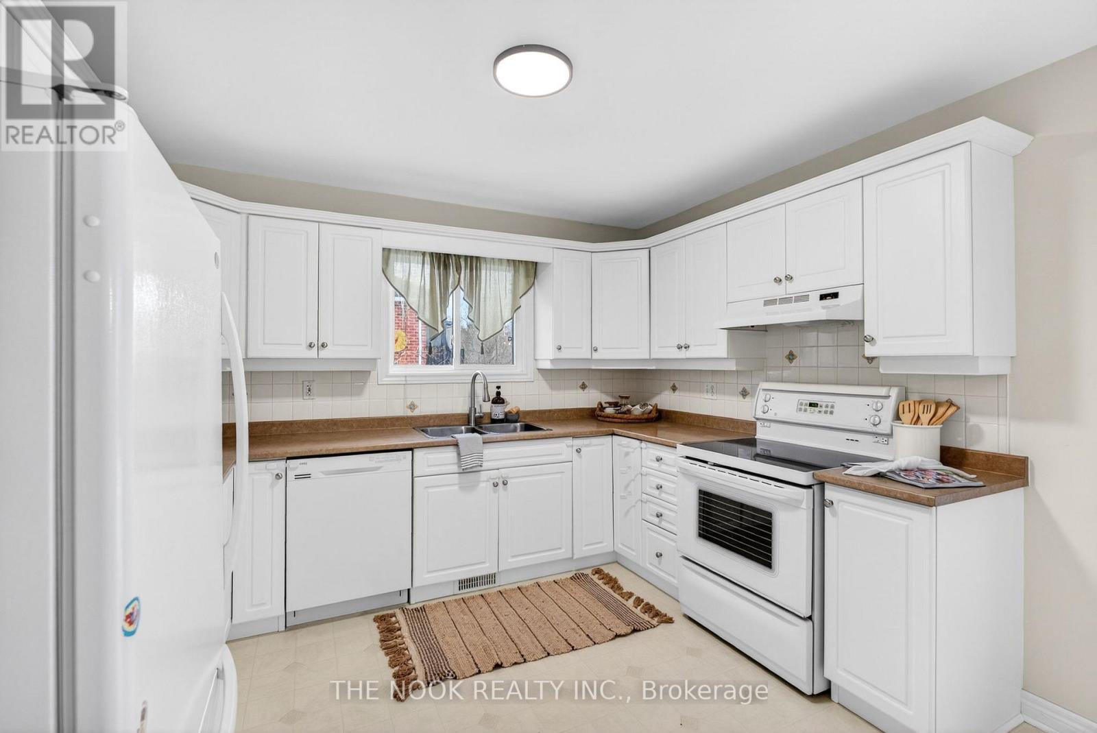 317 Woodward Avenue, Selwyn, Ontario  K9L 1K2 - Photo 16 - X12855714