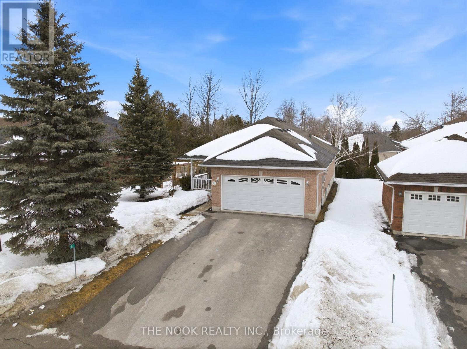 317 Woodward Avenue, Selwyn, Ontario  K9L 1K2 - Photo 1 - X12855714