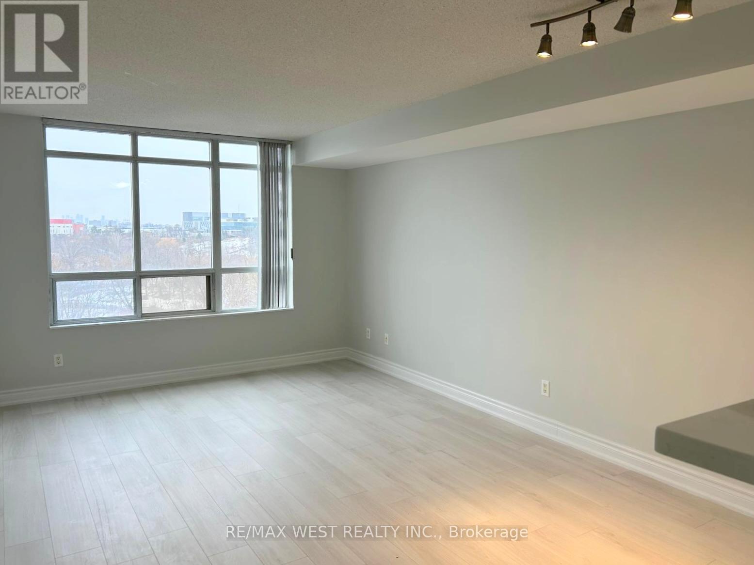 529 - 700 Humberwood Boulevard, Toronto, Ontario  M9W 7J4 - Photo 9 - W12857176