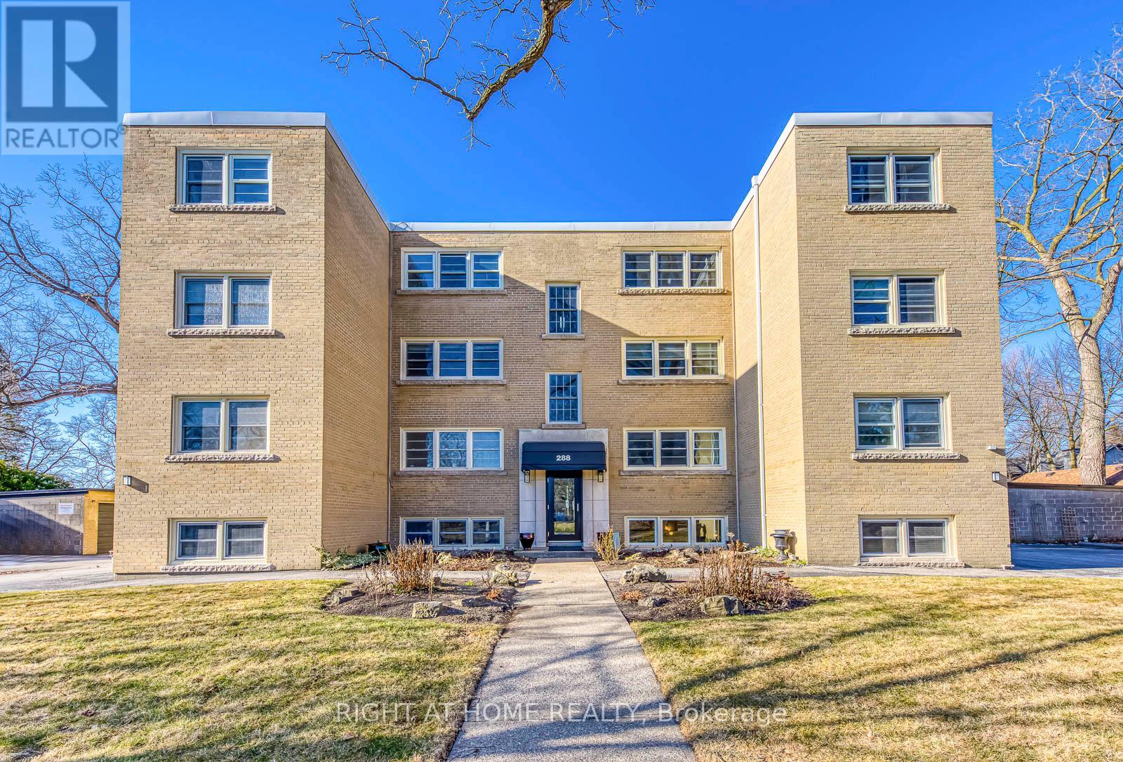 1 - 288 REYNOLDS STREET, Oakville, Ontario
