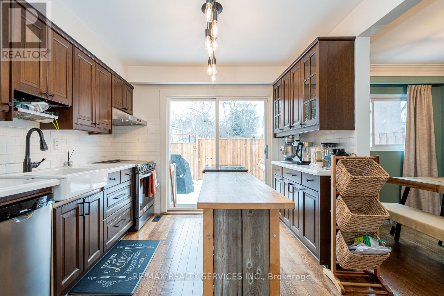 145 - 1050 Shawnmarr Road, Mississauga, Ontario  L5H 3V1 - Photo 21 - W12857208