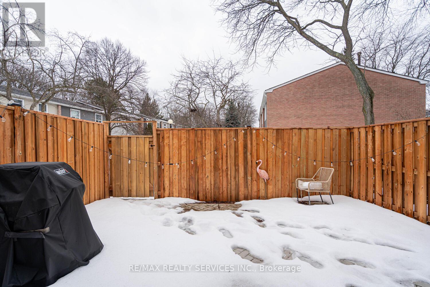 145 - 1050 Shawnmarr Road, Mississauga, Ontario  L5H 3V1 - Photo 47 - W12857208