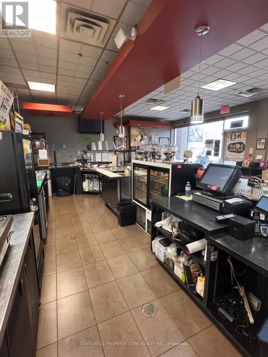 101 - 170 Mcewan Drive, Caledon, Ontario  L7E 4C8 - Photo 10 - W12857214