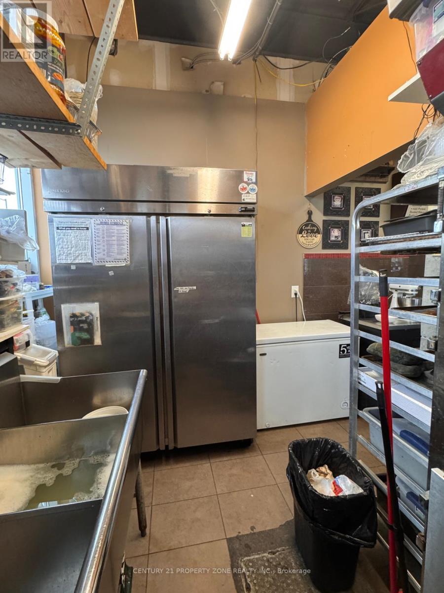 101 - 170 Mcewan Drive, Caledon, Ontario  L7E 4C8 - Photo 16 - W12857214