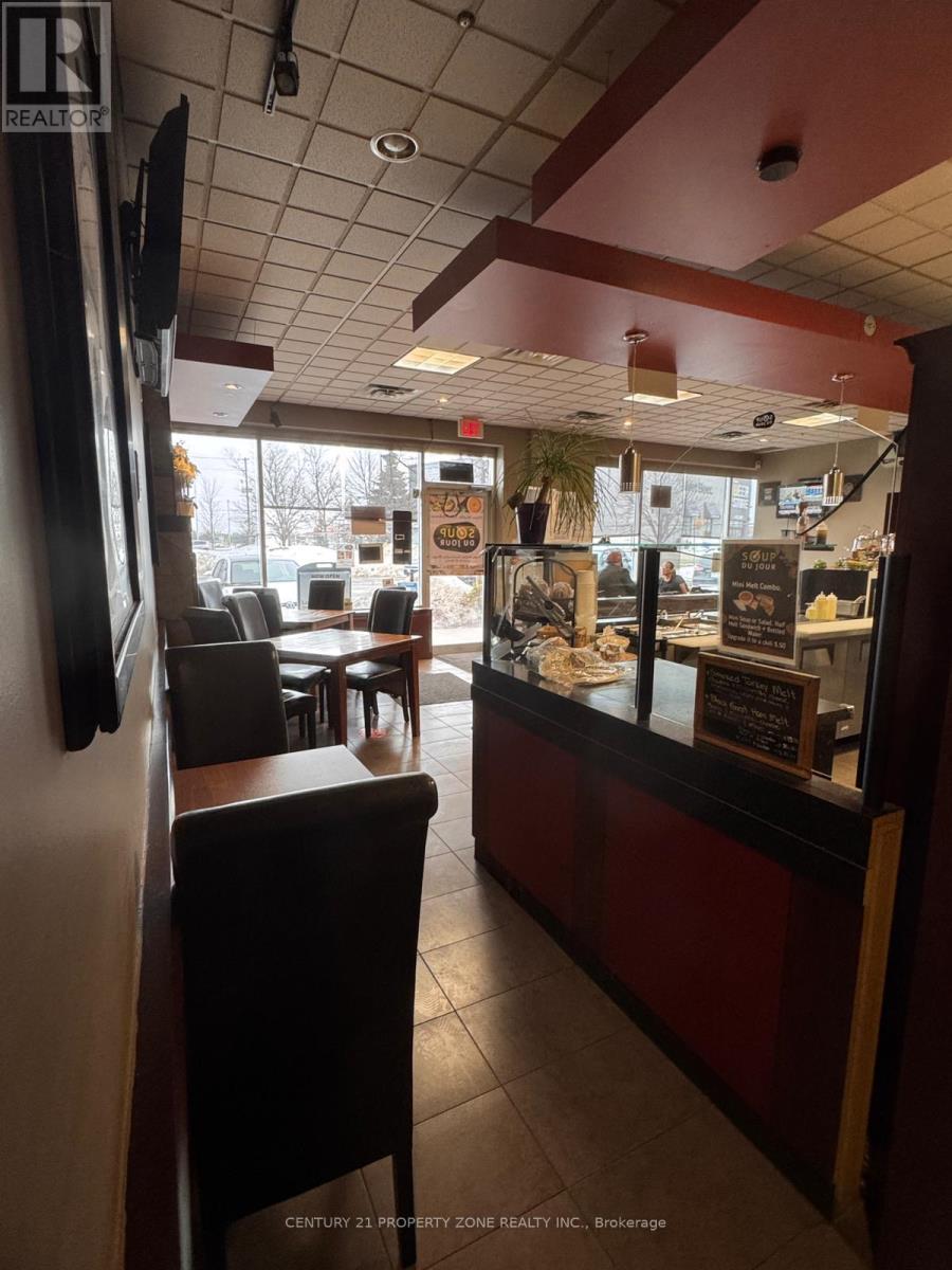 101 - 170 Mcewan Drive, Caledon, Ontario  L7E 4C8 - Photo 5 - W12857214