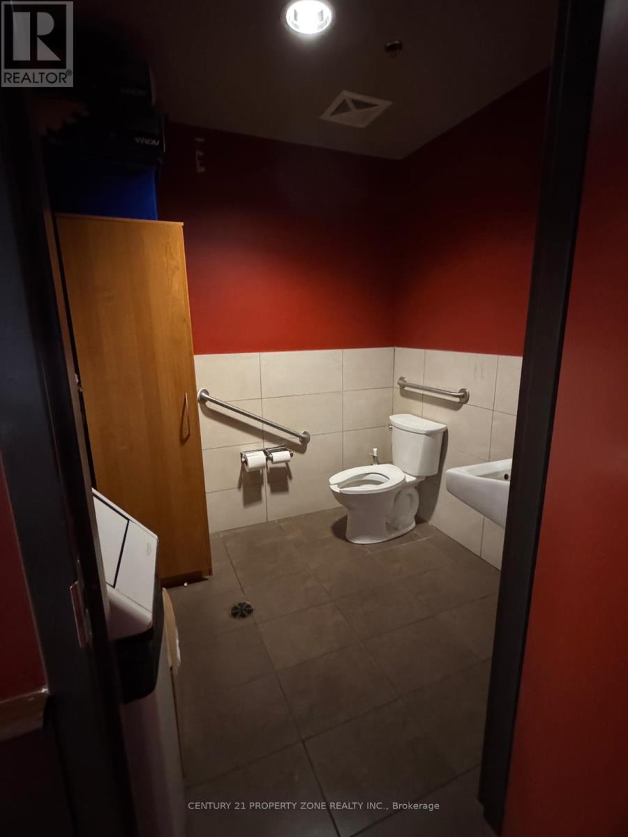 101 - 170 Mcewan Drive, Caledon, Ontario  L7E 4C8 - Photo 8 - W12857214