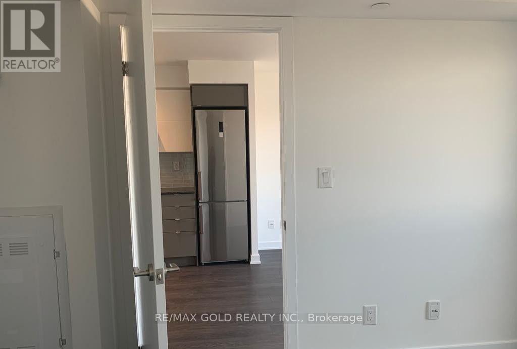 1208 - 160 Flemington Road, Toronto, Ontario  M6A 1N6 - Photo 6 - W12857218